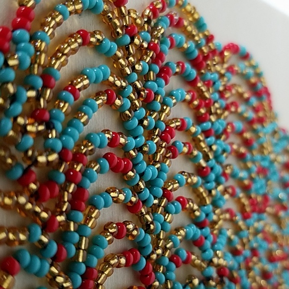 Handbeaded necklace - Picture 6 of 6